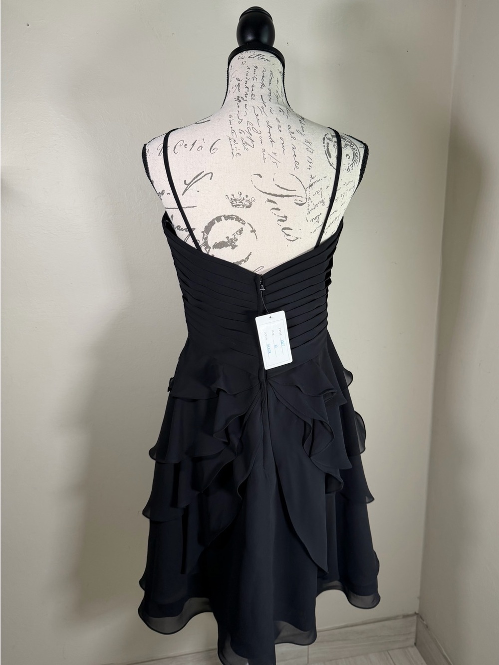 Allure Bridals Black Strapless Sweetheart Ruffle Cocktail Dress - Picture 3 of 11